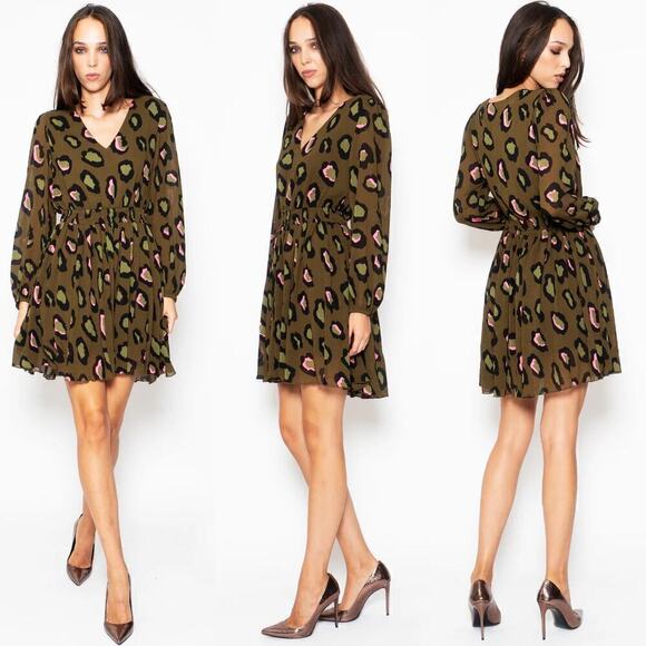 TUCKERNUCK ESSENTIEL ANTWERP OLIVE PATTERNED PUFF SLEEVE MINI1